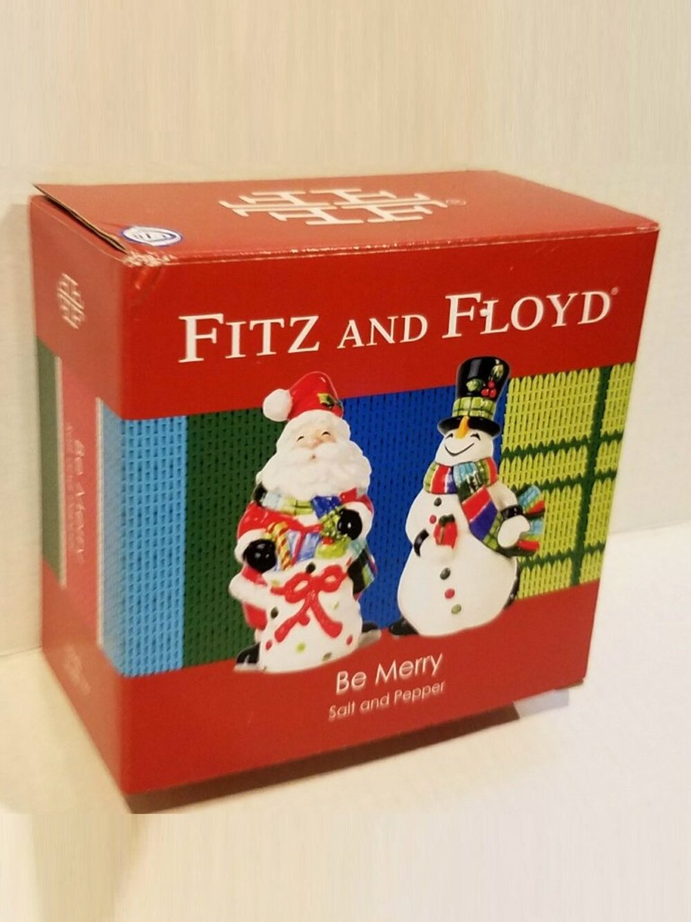 Be Merry Salt Pepper Shaker Set Fitz and Floyd 2012 Christmas Holiday Decor